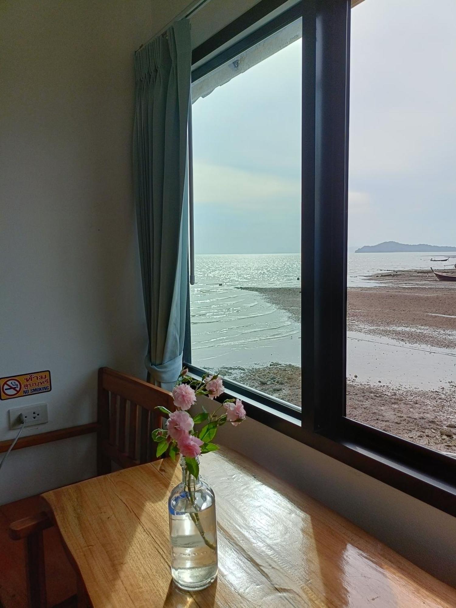 Poohry Seaview Lägenhet Ko Lanta Exteriör bild