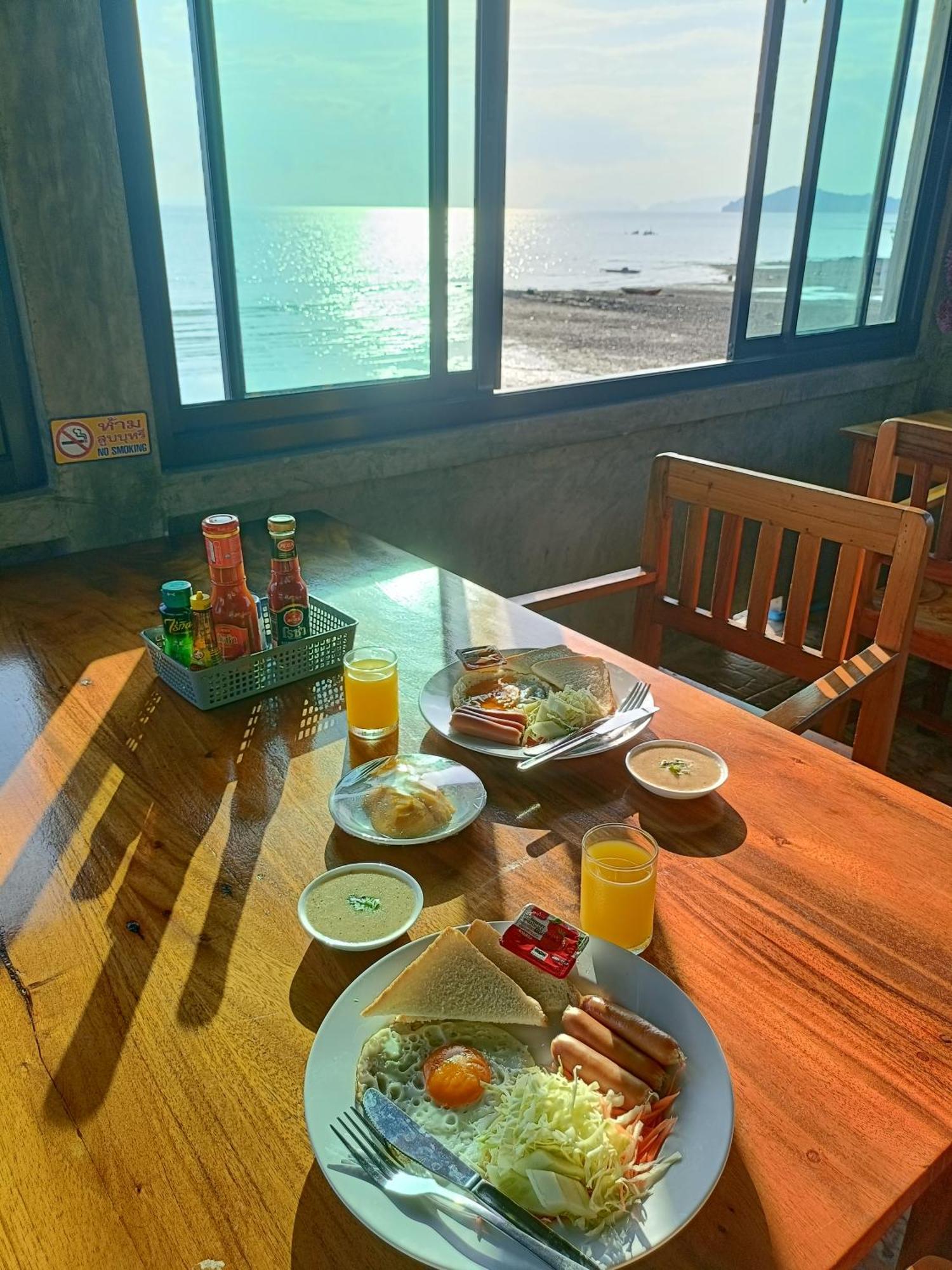 Poohry Seaview Lägenhet Ko Lanta Exteriör bild